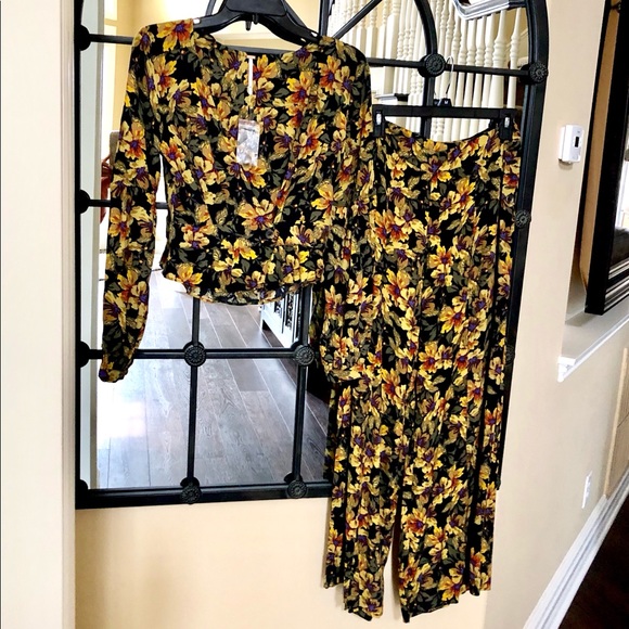 FREE PEOPLE LOVE LETTER PANTS SET - Picture 6 of 6